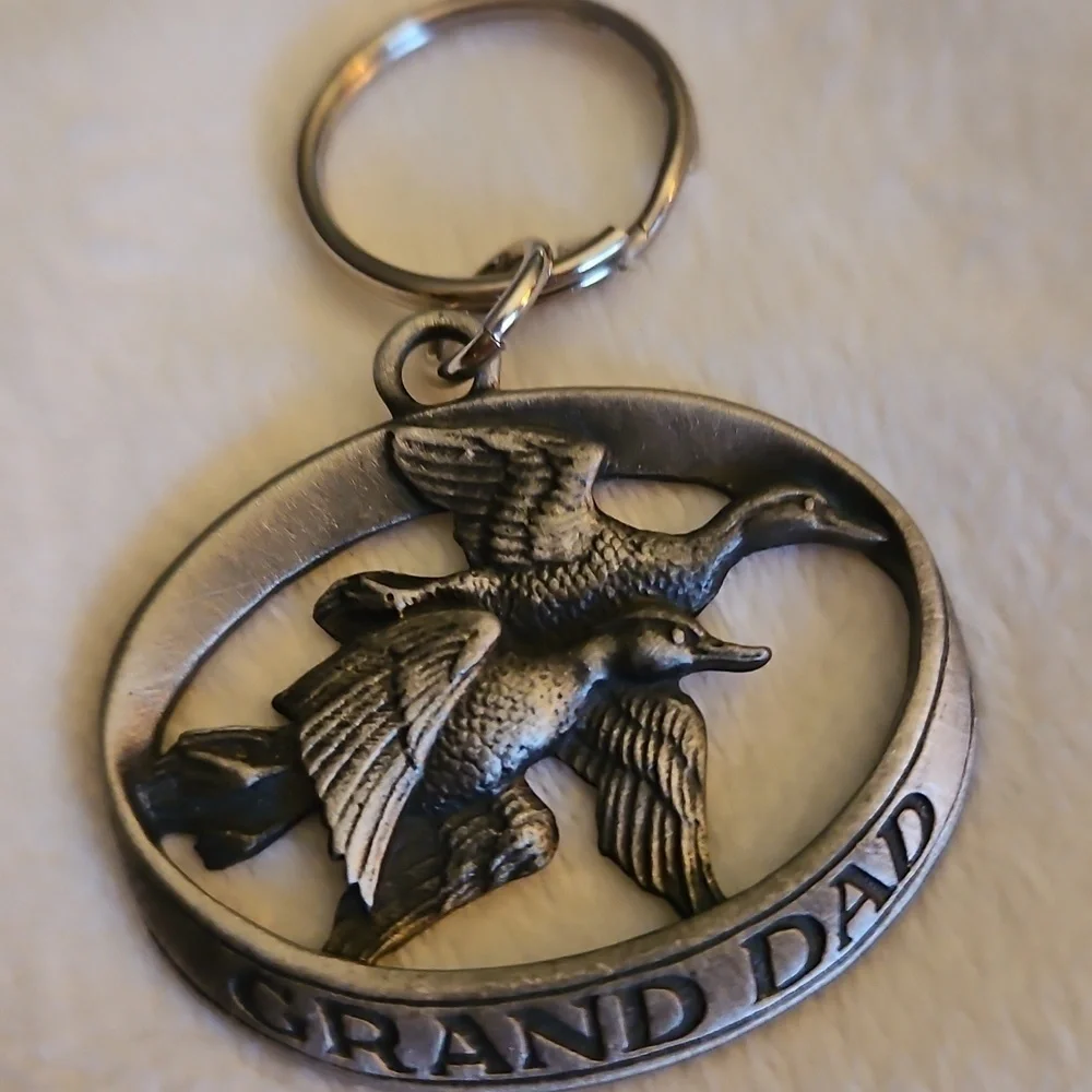 3/$30 AVON Grandad Flying Ducks Key Ring